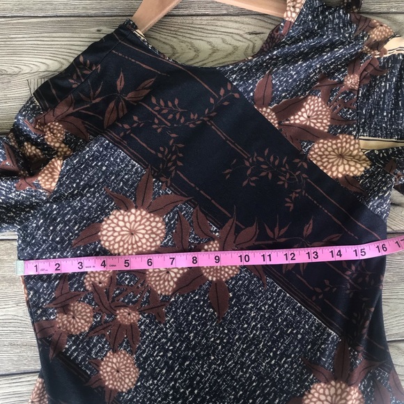 Floral Geometric 70’s Maxi - Vintage Polyester Blend - Picture 7 of 11